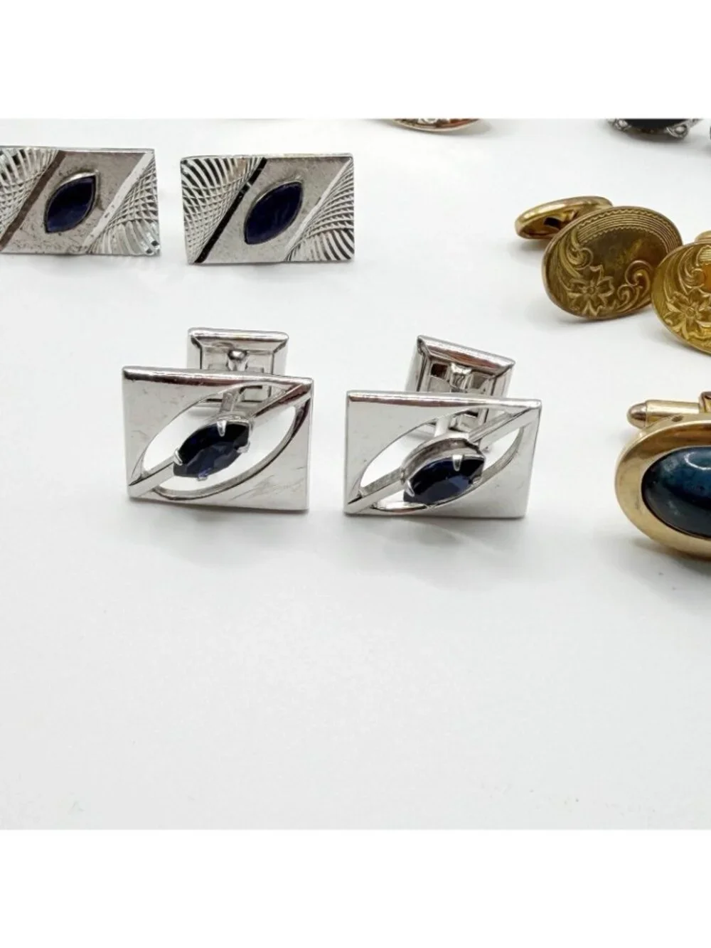 Lot Of 11 Cufflinks And 2 Tie Clips Swank, Simmons, Unsigned, Kreisler‎